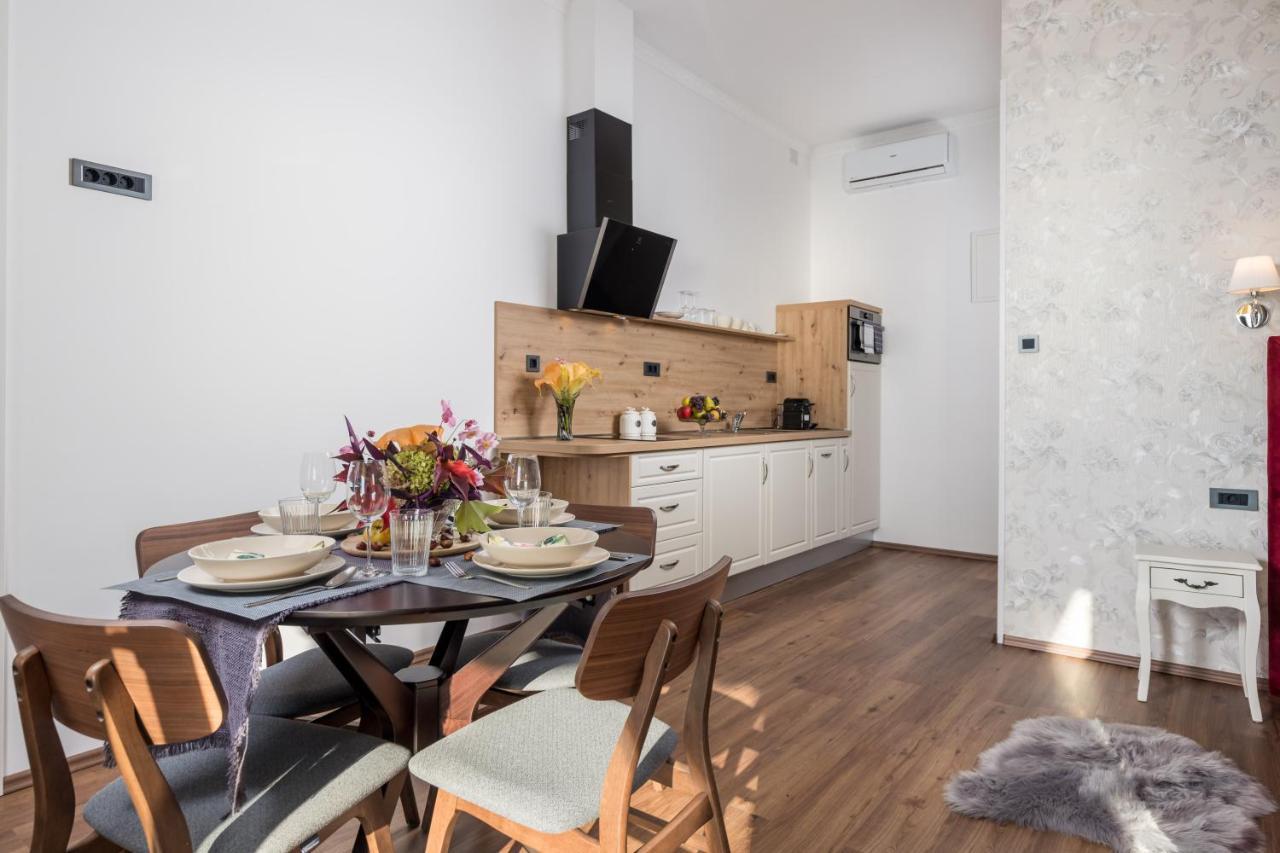 Altamar Seaview Opatija Apartment Bagian luar foto