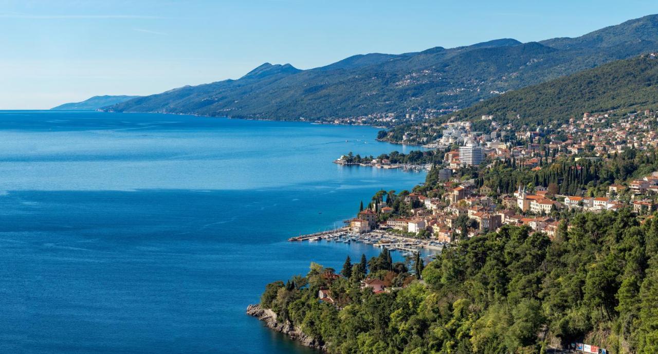 Altamar Seaview Opatija Apartment Bagian luar foto
